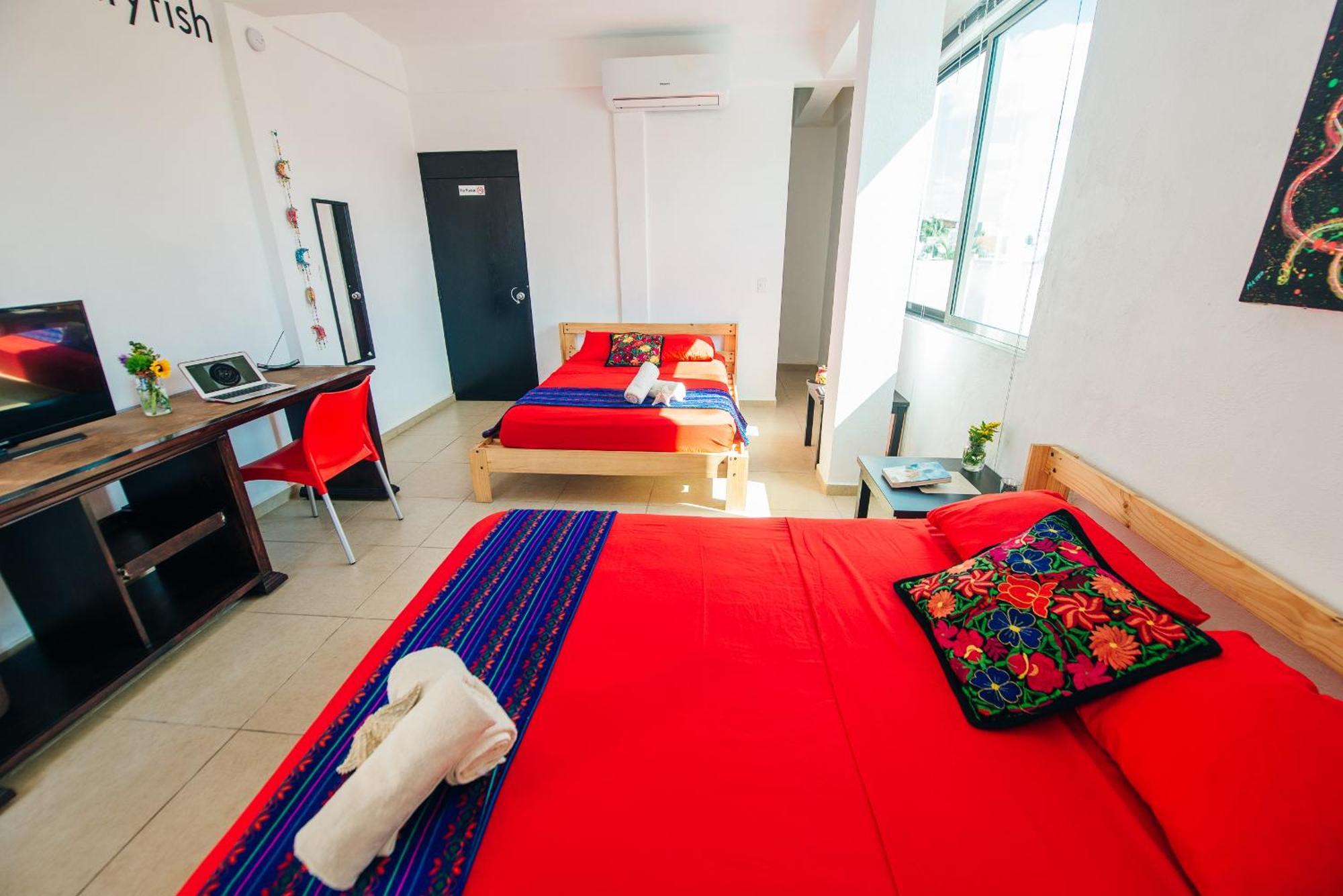 The Mermaid Hostel Beach (Adults Only) Cancún Eksteriør bilde